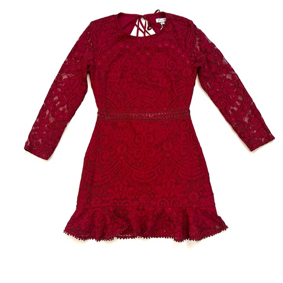 TWO SISTERS THE LABEL MEDINDIE RED LACE BACKLESS MINI DRESS W/FLUTTER HEM SzL - Picture 10 of 16